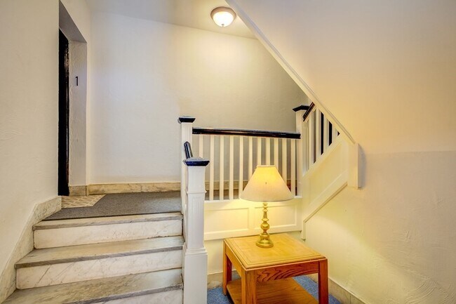 Photo - 321 Tappan St Unit 6