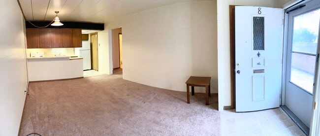 Photo - 2740 University Ave