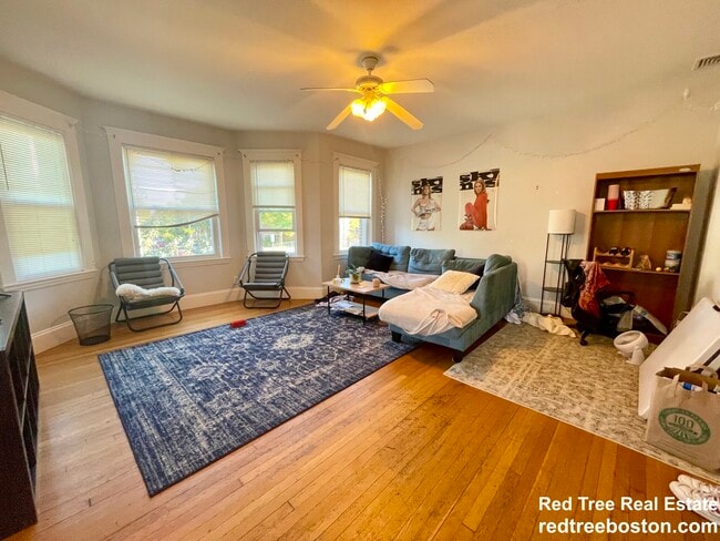 Building Photo - 209 Chestnut Hill Ave Unit 2