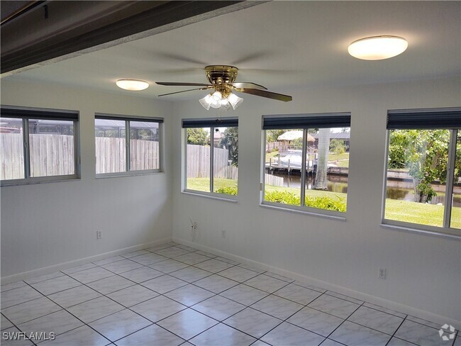 Building Photo - 3113 SE 17th Ave Rental