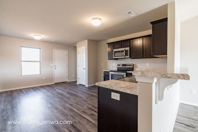 Photo - Cozy 4 Bedroom Elkins Home! Lots of upgrades!!