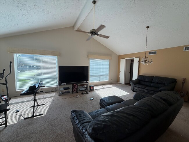 Photo - 2535 Coopers Post Ln