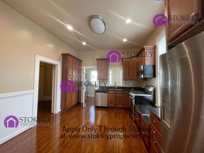 Photo - 3968 24th St