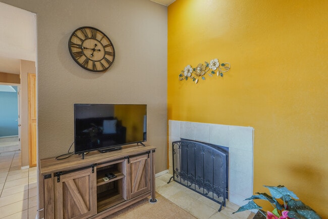 Photo - 3408 Sunriver Rd