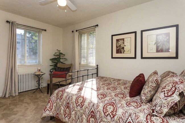 Photo - Friendship Crossing Apartamentos