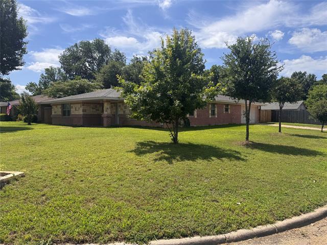 Photo - 514 E Lynn Dr