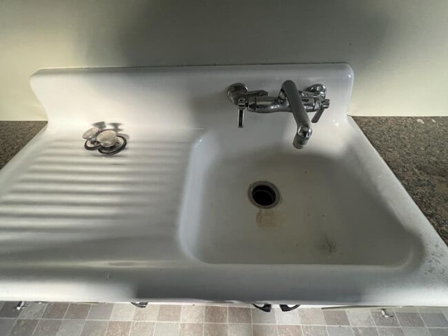 Photo - 135 W Michigan Ave