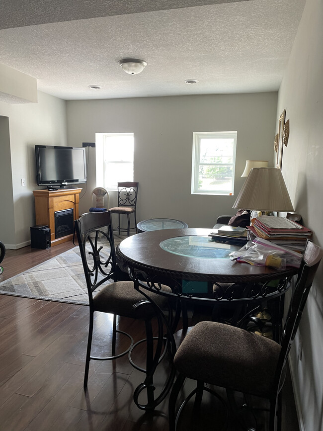 Photo - 2533 7th Ave E Unit Apt C