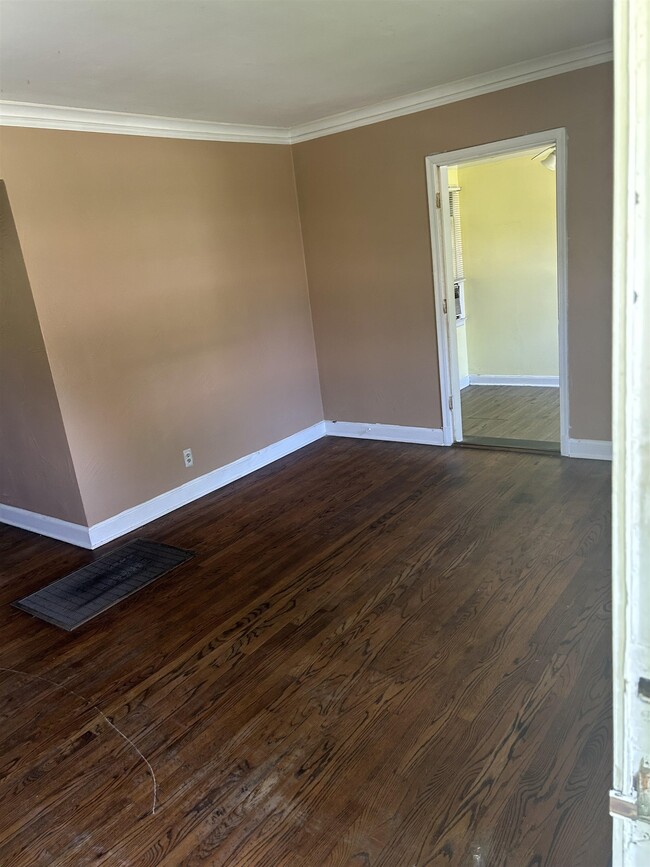 Photo - 1051 Mt Vernon Rd