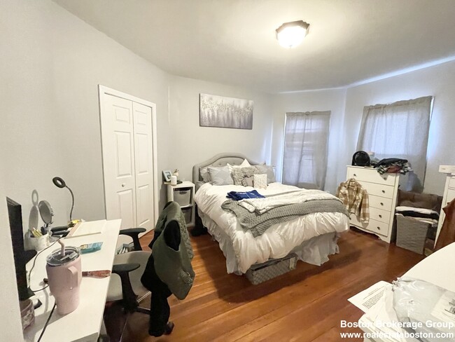 25 Sudan St Unit 1