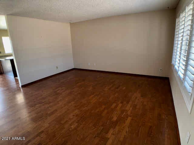 Photo - 1455 W Mohawk Ln
