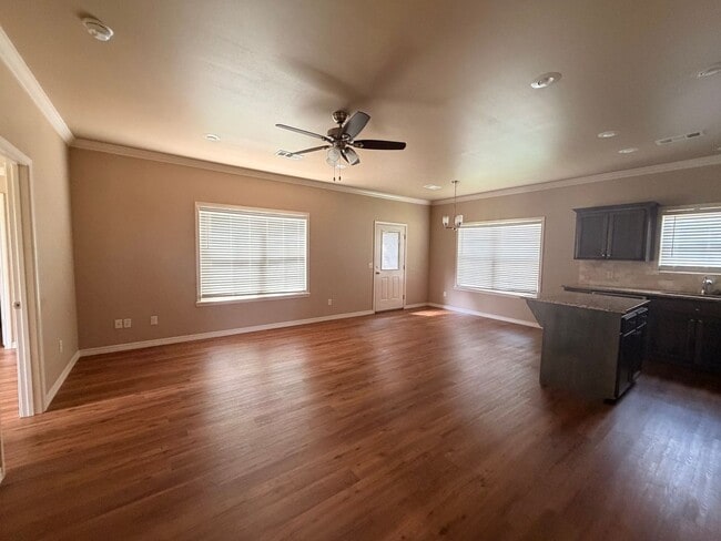 Photo - Come take a look at this three bedroom and two full bathroom home in Russellville, AR.