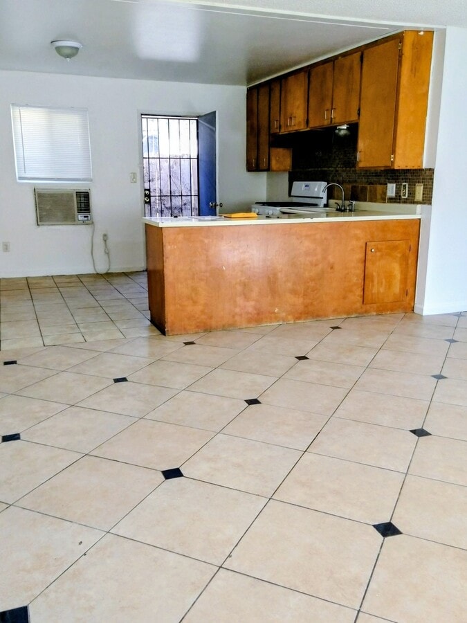 Photo - 227 Clifford Ave Unit 227