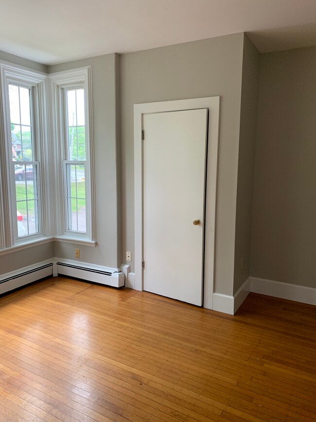 Photo - 167 Pleasant St Unit 1