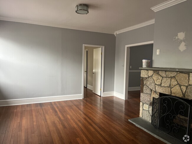 Building Photo - 1727 Madison Ave Unit 1st floor Rental