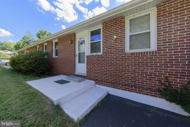 Building Photo - 1409 Peverly Rd Rental