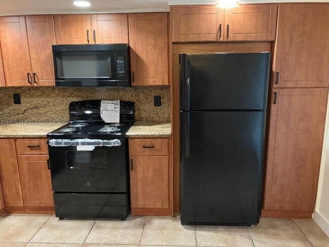 Photo - 8730 SW 133rd Avenue Rd Unit 312