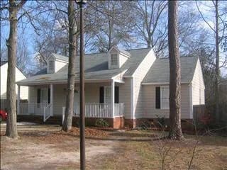 Building Photo - 521 Quail Hills Dr