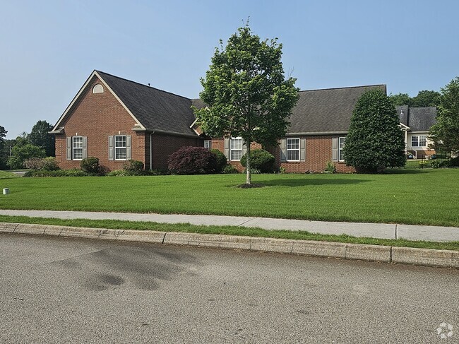 Building Photo - 13038 Peach View Dr Rental