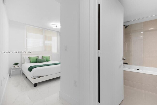 Photo - 6620 Indian Creek Dr Unidad 616