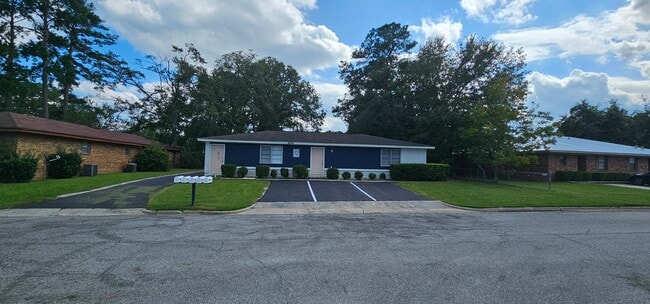 Photo - Camellia Cottages