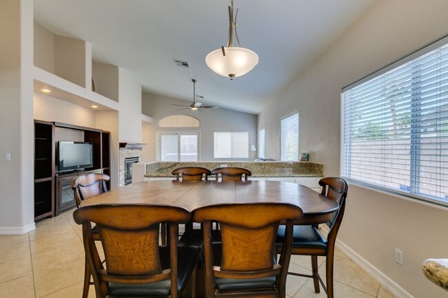 Photo - FURNISHED/UNFURNISHED IMMACULATE & IMMEDIATE OCCUPANCY 3BEDROOM GREEN VALLEY BEAUTY!