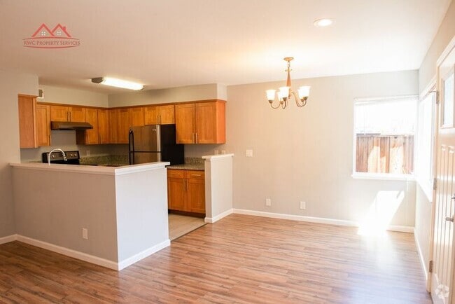 Building Photo - 1824 El Parque Ct Unit C Rental