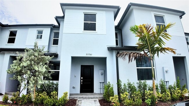 Building Photo - 35761 SW 178th Ct Rental