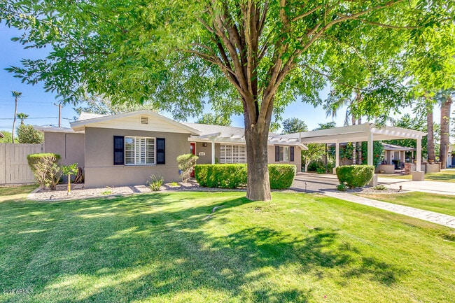 Photo - 4113 E Minnezona Ave