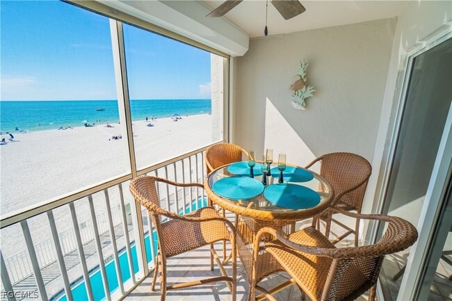 Building Photo - 26000 Hickory Blvd Unit 303