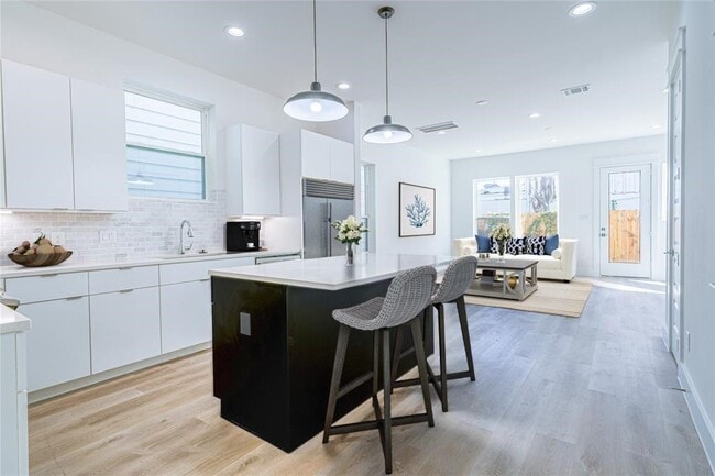 Photo - 5402 Margarita St