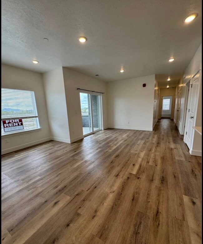 Photo - 3105 S 225 W Unit 202