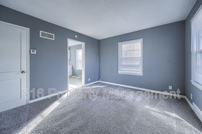 Photo - 1807-1809 E 74th Terr Unit 1807