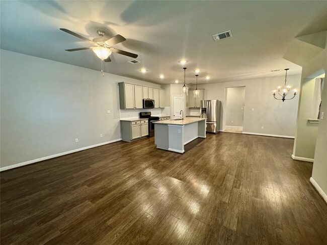 Photo - 120 Buckthorn Dr