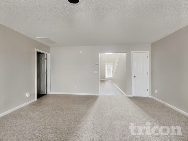 Photo - 4928 Bryant Dr