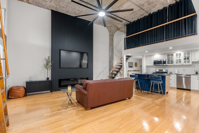 Photo - 156 Porter St Unidad 309