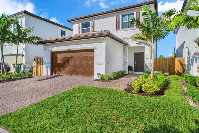 Photo - 2444 SE 24th Ave