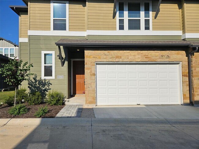 Photo - 1020 Vista View Dr Condo Unit 1701