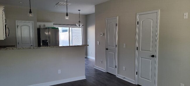 Photo - 33 Catalina Cir