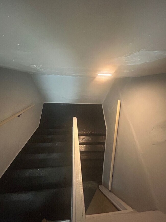 Photo - 3374 E 128th St Unidad 3