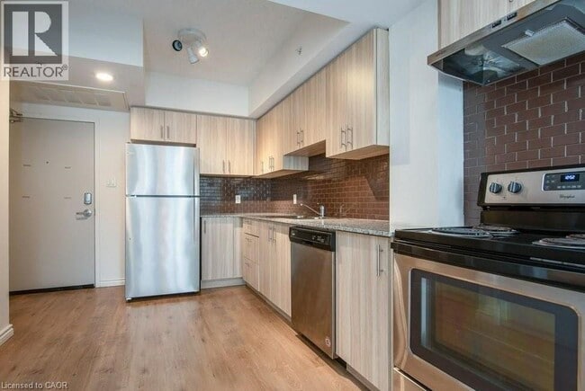 Photo - 275 Larch St Unit G202