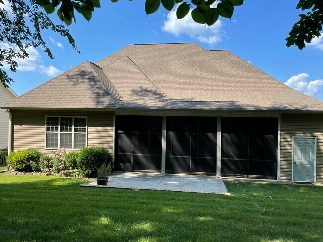 Photo - 7866 Steppingstone Ln