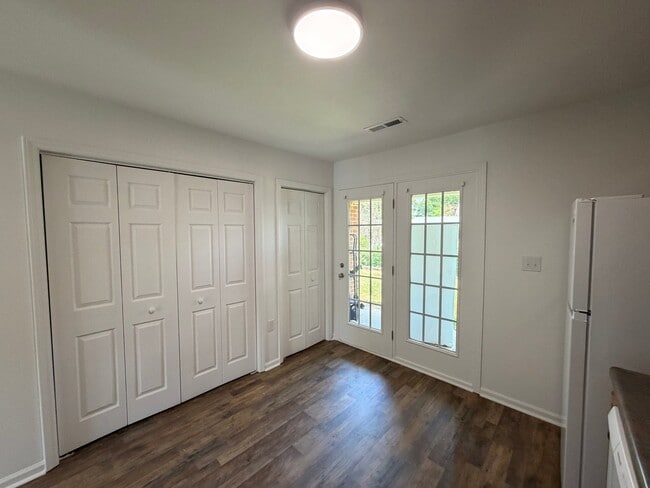 Photo - 326 Cedar St Unit H