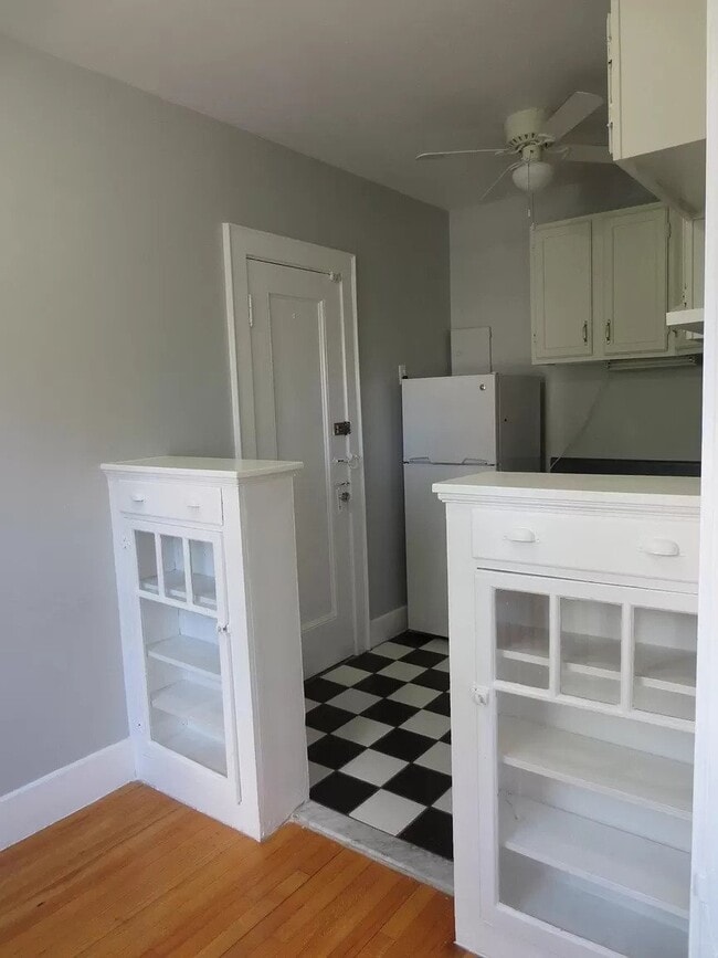 Photo - 22 Concord Ave Unit APT 10,