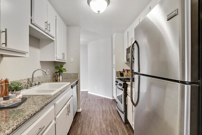 Photo - Keswick Avenue Apartments