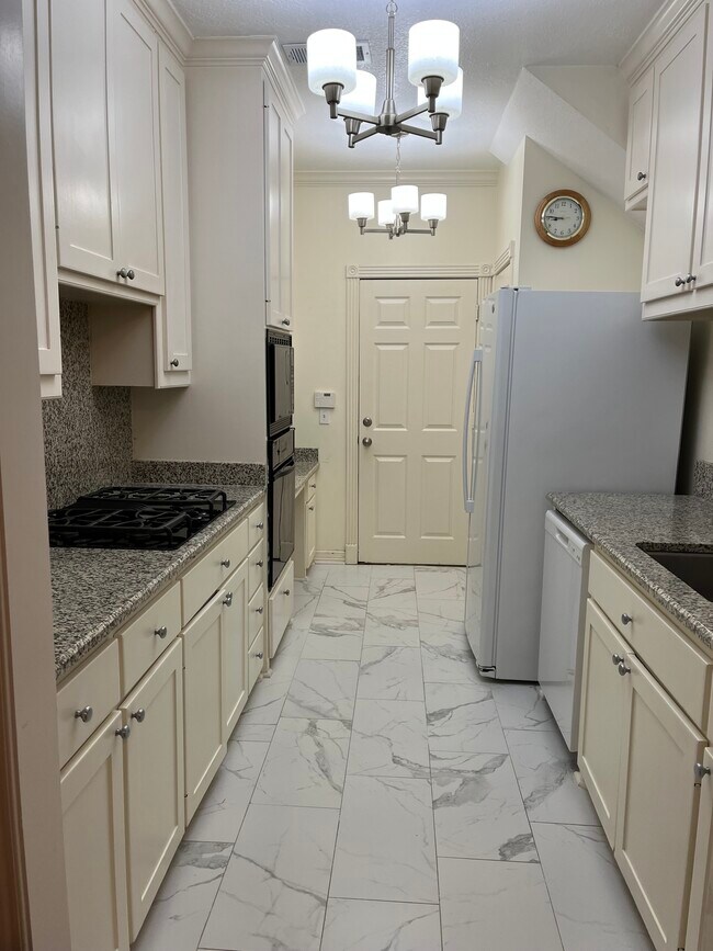 Photo - 6855 Bellgreen Dr