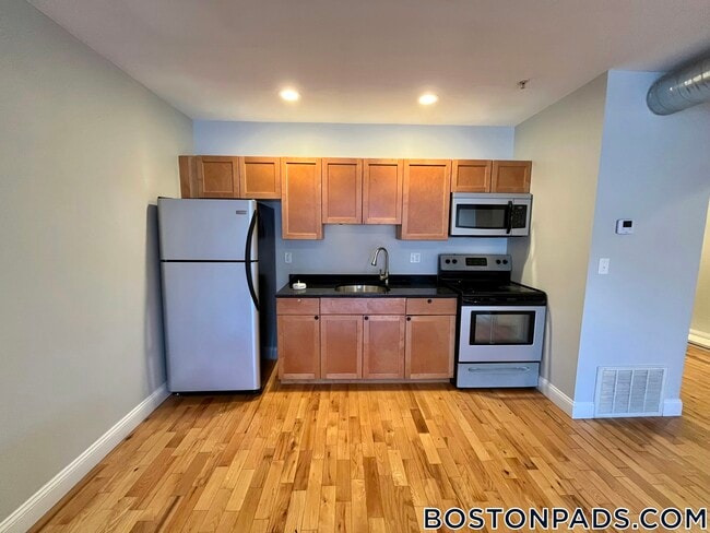 Photo - 26 Portland St Unit 232