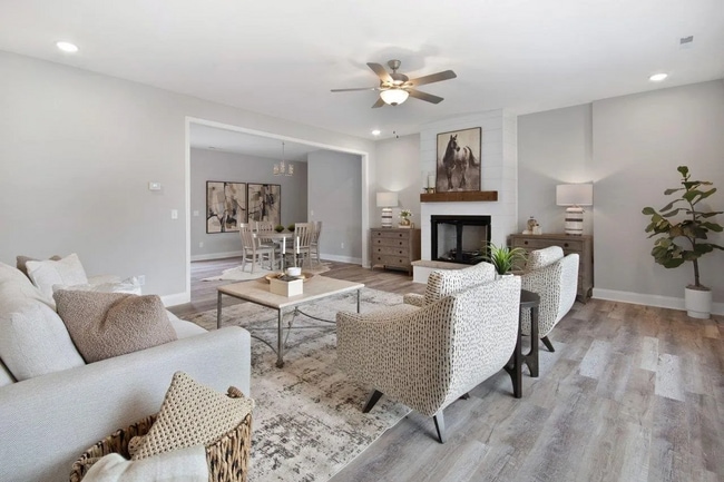 Photo - 7046 Shelton Ln