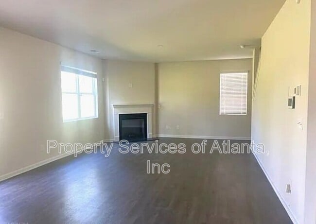 Photo - 519 Springer Pkwy