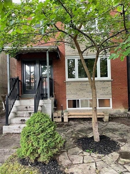 Building Photo - 37 Brookfield St Unit Bsmt